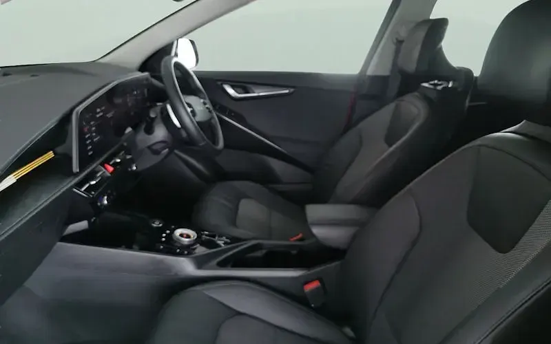 Used Kia Niro 150 kW (204 HP) 2024 SUV