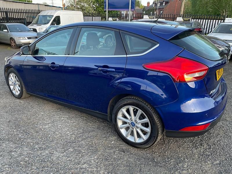 Used Ford Focus Titanium 2015 Blue Hatchback