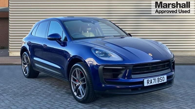 Used Porsche Macan 380 HP (279 kW) 2022 Blue SUV