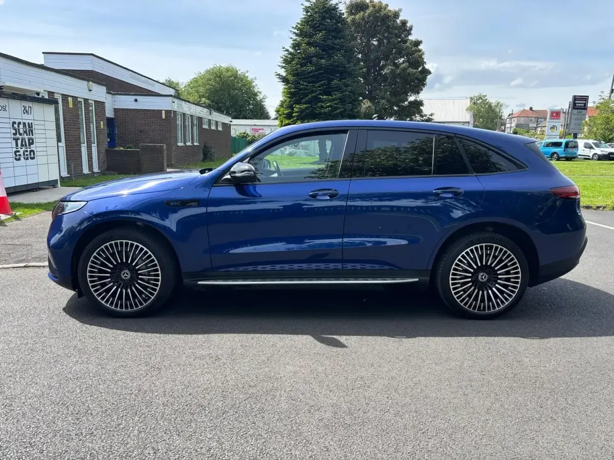 Used Mercedes EQC400 AMG Line Premium 300 kW (408 HP) 2021 Blue SUV