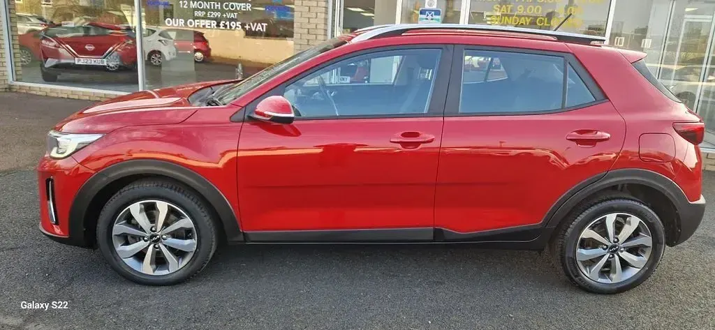 Used Kia Stonic 99 HP (72 kW) 2022 Red SUV