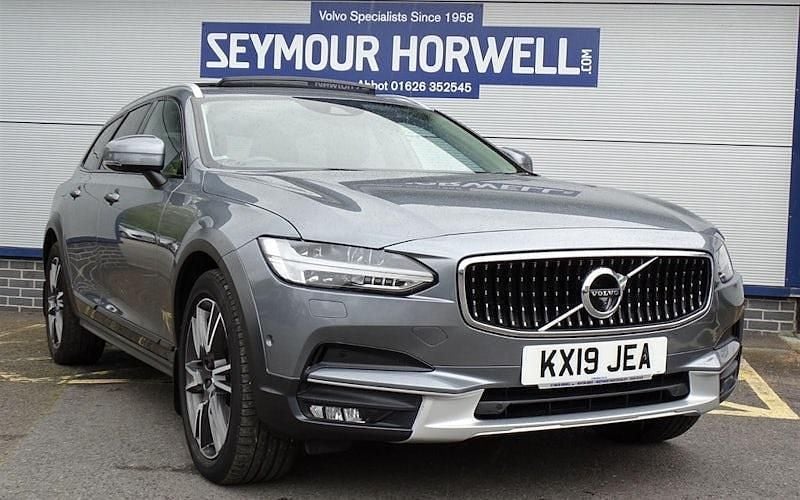 Usado Volvo V90 CC Plus 235 HP (172 kW) 2020 Carrinha