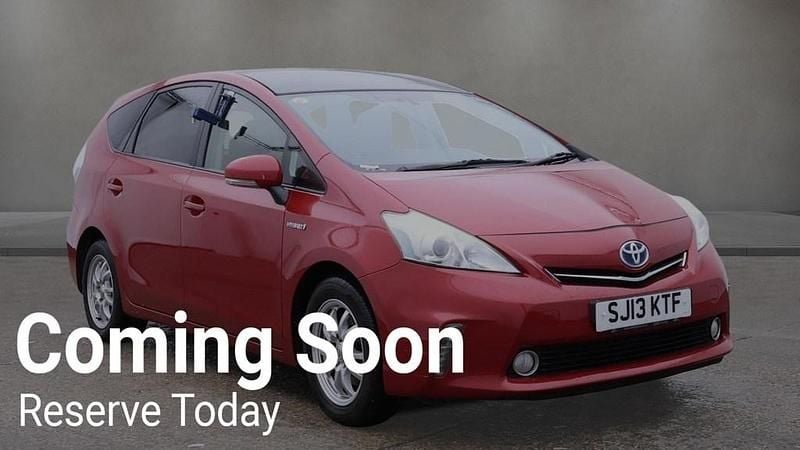 Red Used 2013 Toyota Prius+ T4 MPV | £9,590 (Good price) - Image 1/4
