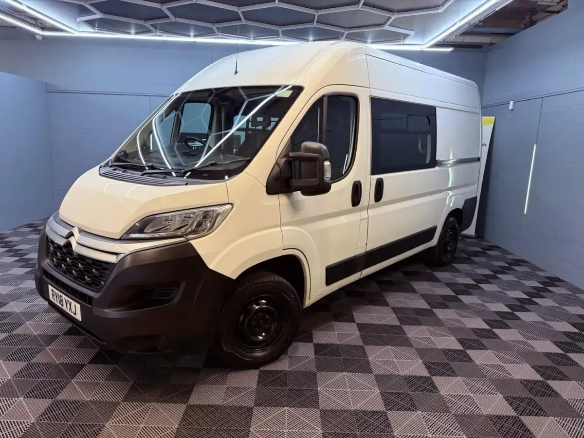 Usado Citroën Relay 130 HP (95 kW) 2025 Branco Van