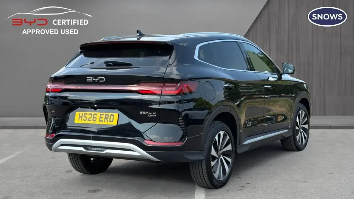 New BYD Seal U Design 324 HP (238 kW) 2026 Obsidian black SUV
