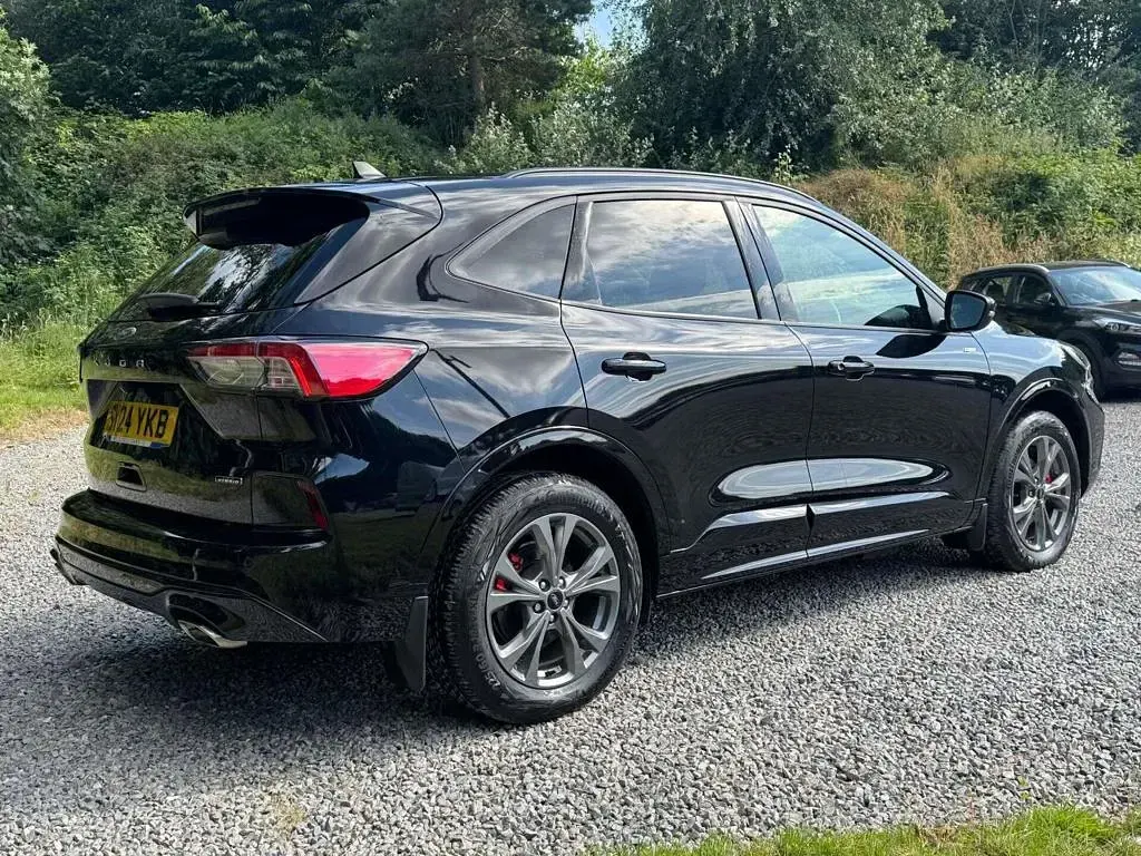Used Ford Kuga ST-Line 225 HP (165 kW) 2024 Black SUV