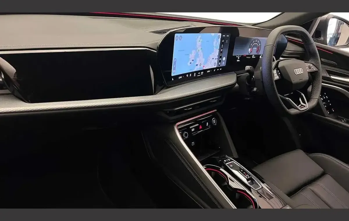 New Audi Q5 S-Line 200 HP (147 kW) 2026 Grey SUV