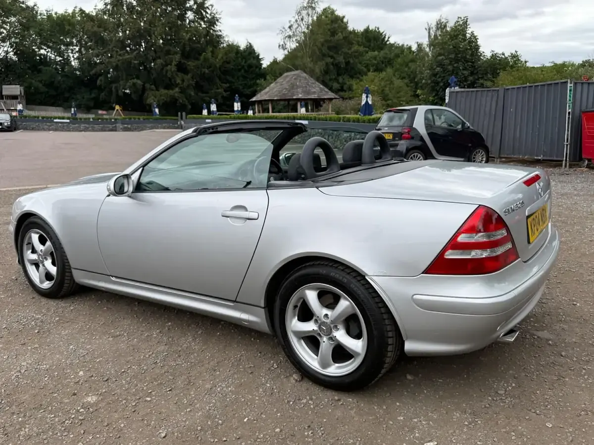 Used Mercedes SLK320 2004 Silver Cabriolet