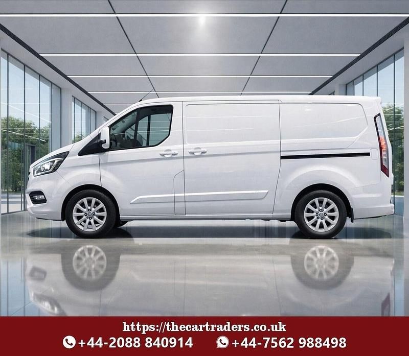 Used Ford Transit Custom Limited 130 HP (95 kW) 2022 White Van