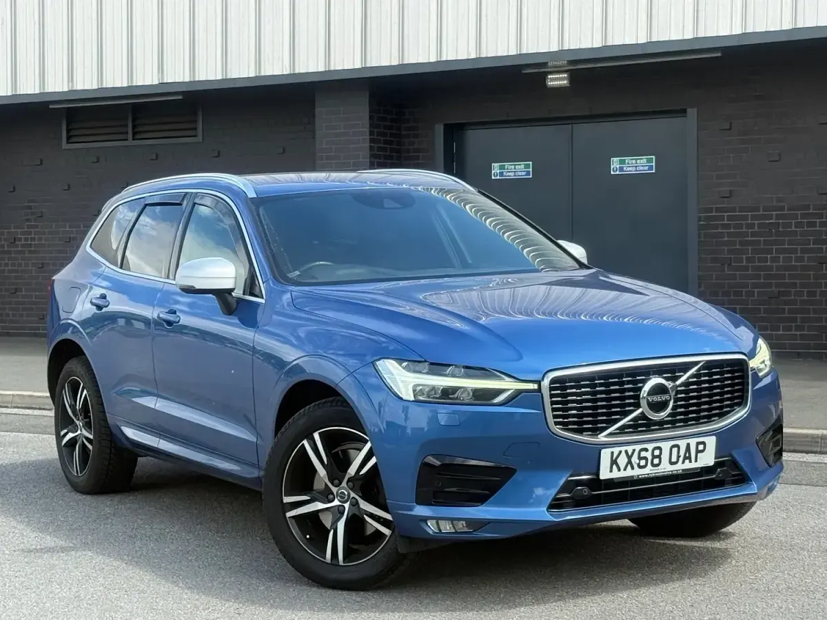 Used Volvo XC60 R-Design 2018 Blue SUV