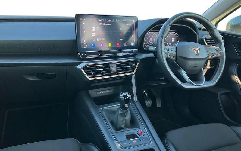 Used Cupra Leon 150 HP (110 kW) 2023 White Hatchback