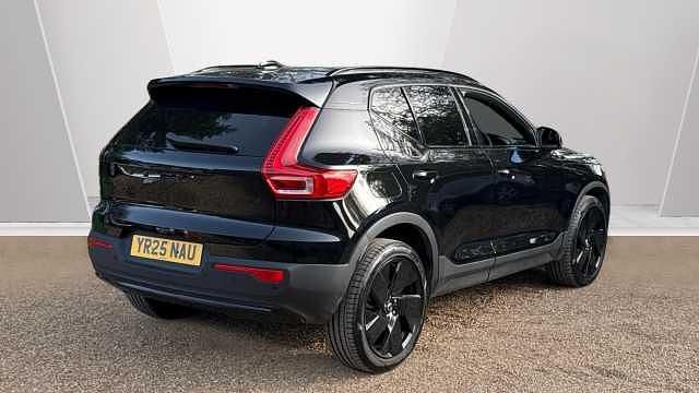 Used Volvo XC40 Plus 194 HP (142 kW) 2025 SUV