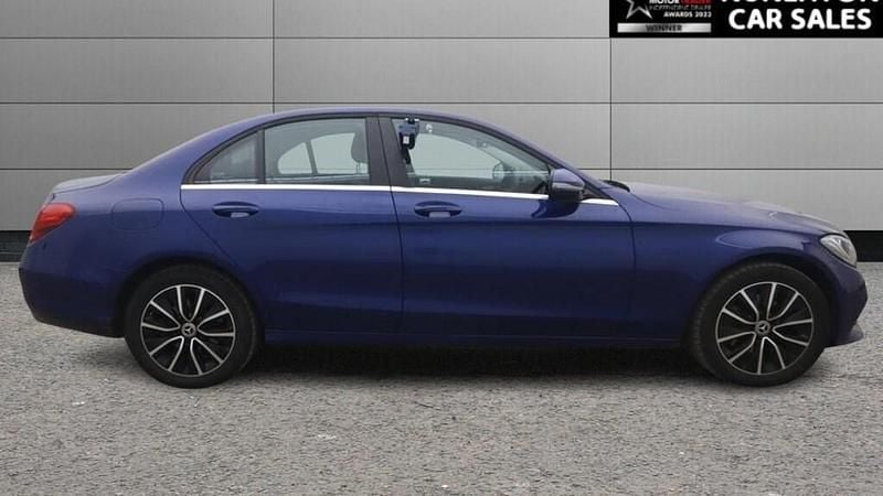 Used Mercedes C200 SE 198 HP (145 kW) 2019 Blue Sedan
