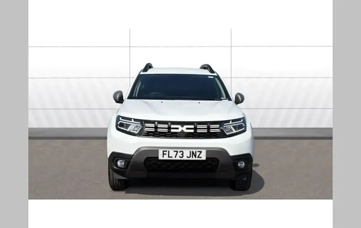 Used Dacia Duster Journey 130 HP (95 kW) 2023 White SUV