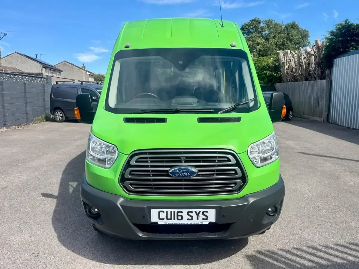 Used Ford Transit Trend 155 HP (114 kW) 2016 Green Sedan