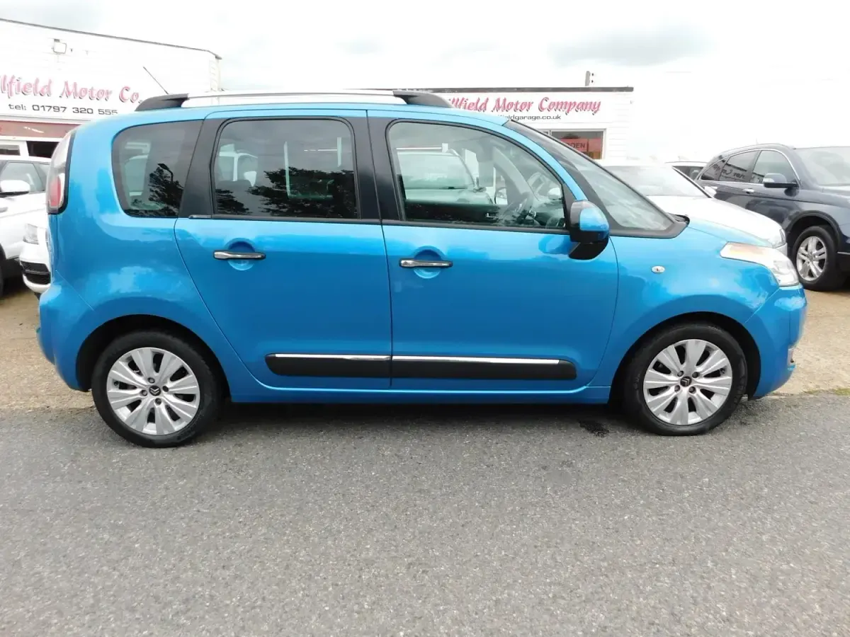 Usado Citroën C3 Picasso Exclusive 91 HP (66 kW) 2012 Azul Monovolume