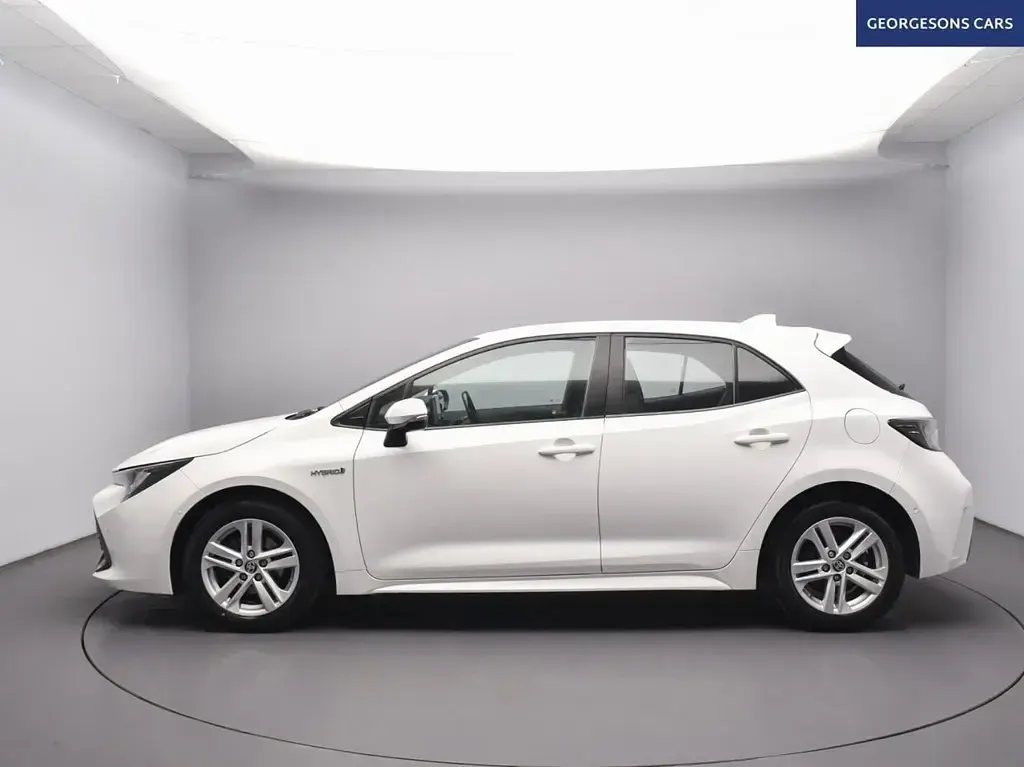 Usado Toyota Corolla 122 HP (89 kW) 2021 Branco Citadino
