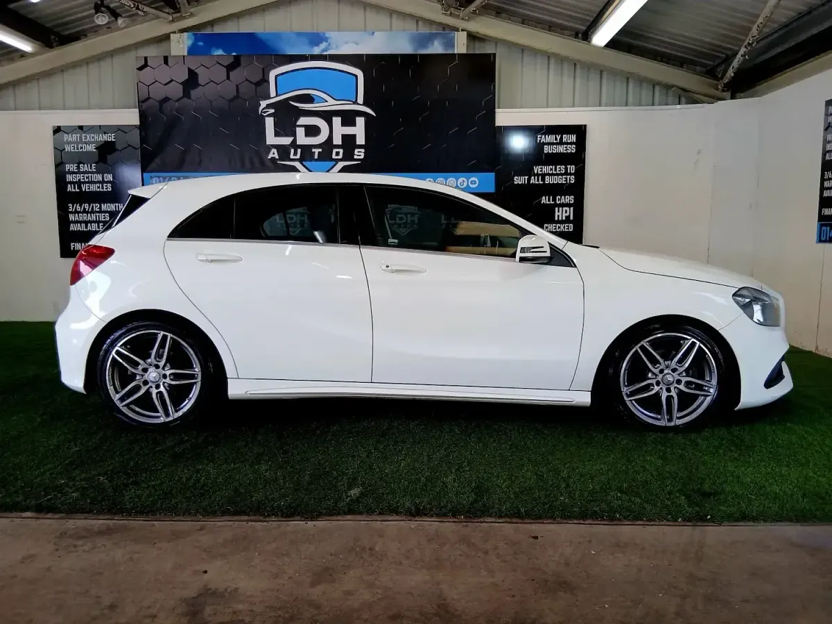 Used Mercedes A200 AMG line 2016 White Hatchback