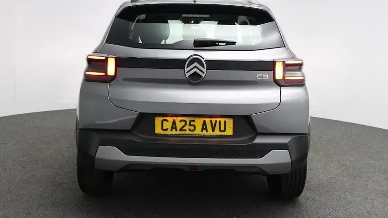 Used Citroën C3 PureTech 101 HP (74 kW) 2025 Grey SUV