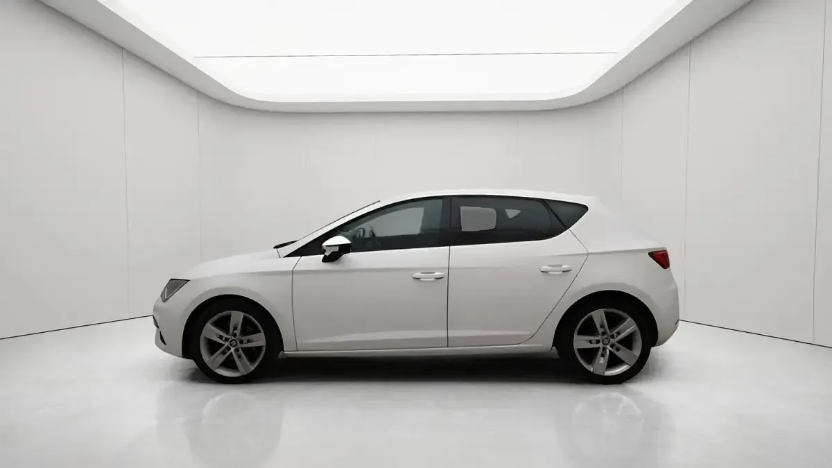 Used Seat Leon FR 150 HP (110 kW) 2018 White Hatchback