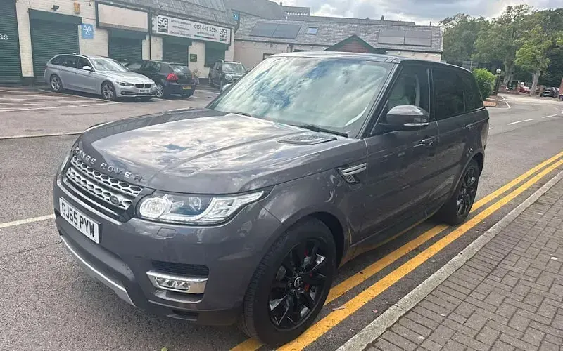 Used Land Rover Range Rover HSE 306 HP (225 kW) 2015 SUV