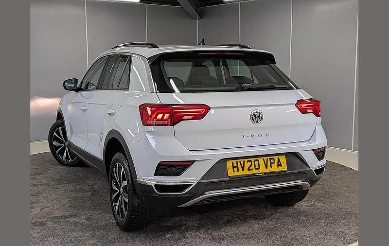 Used VW T-Roc SE 115 HP (84 kW) 2020 Silver SUV