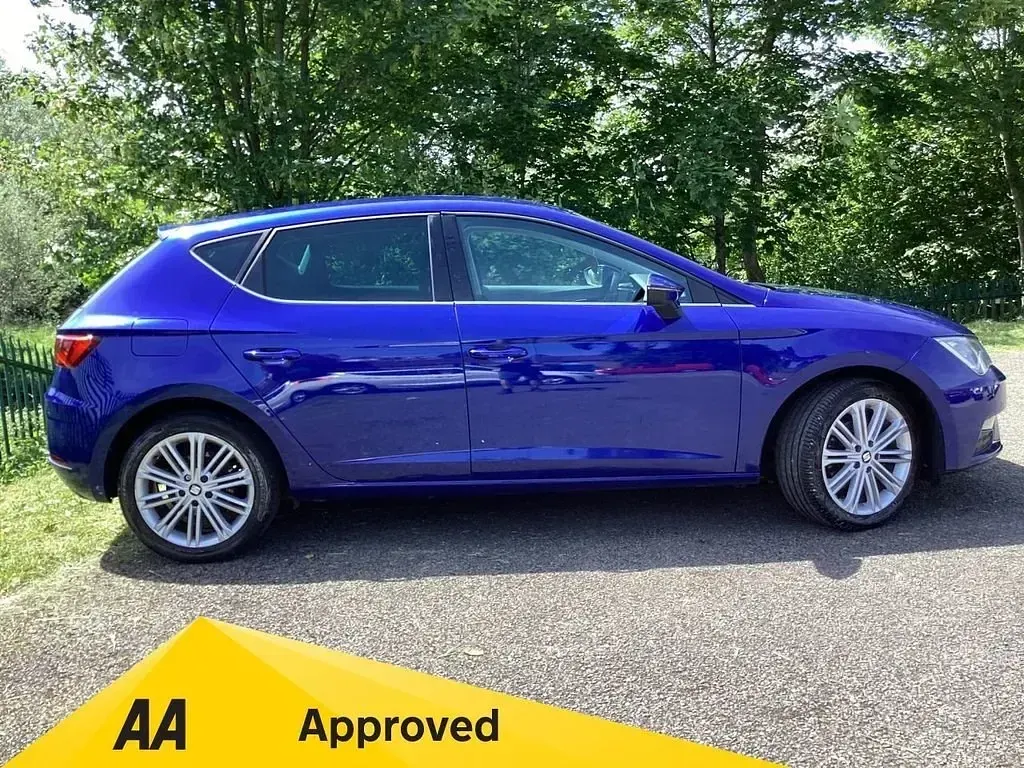 Używany Seat Leon XCELLENCE 125 KM (91 kW) 2017 Niebieski Hatchback