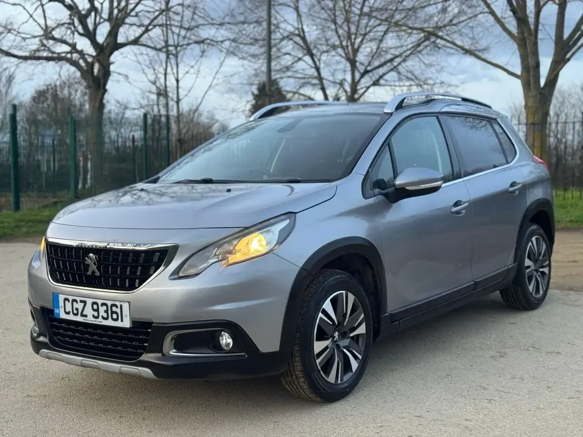 Begagnad Peugeot 2008 Allure 2016 Grå SUV