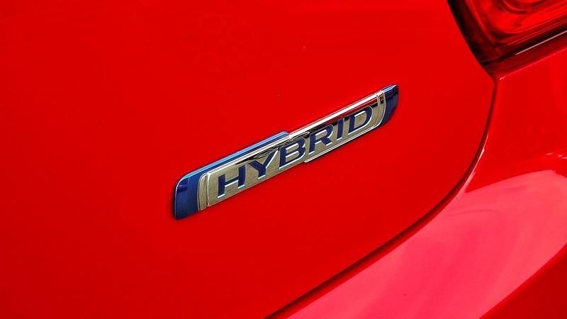 Used Suzuki Swift SZ-L 2022 Red Hatchback