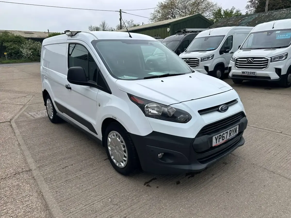 Second-hand Ford Transit Connect 100 CP (73 kW) 2017 Alb Monovolum
