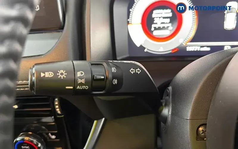 Used Nissan X-Trail Tekna 163 HP (119 kW) 2023 Silver SUV