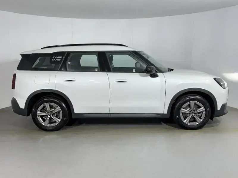 Used Mini Countryman 168 HP (123 kW) 2024 White SUV