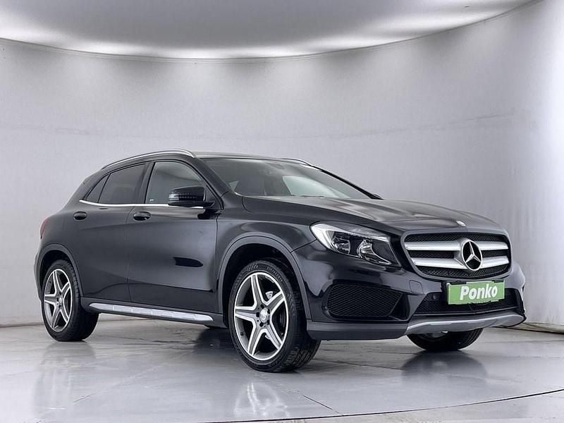 Black Used 2016 Mercedes GLA200 AMG line SUV | £10,150 (Fair price) - Image 1/3