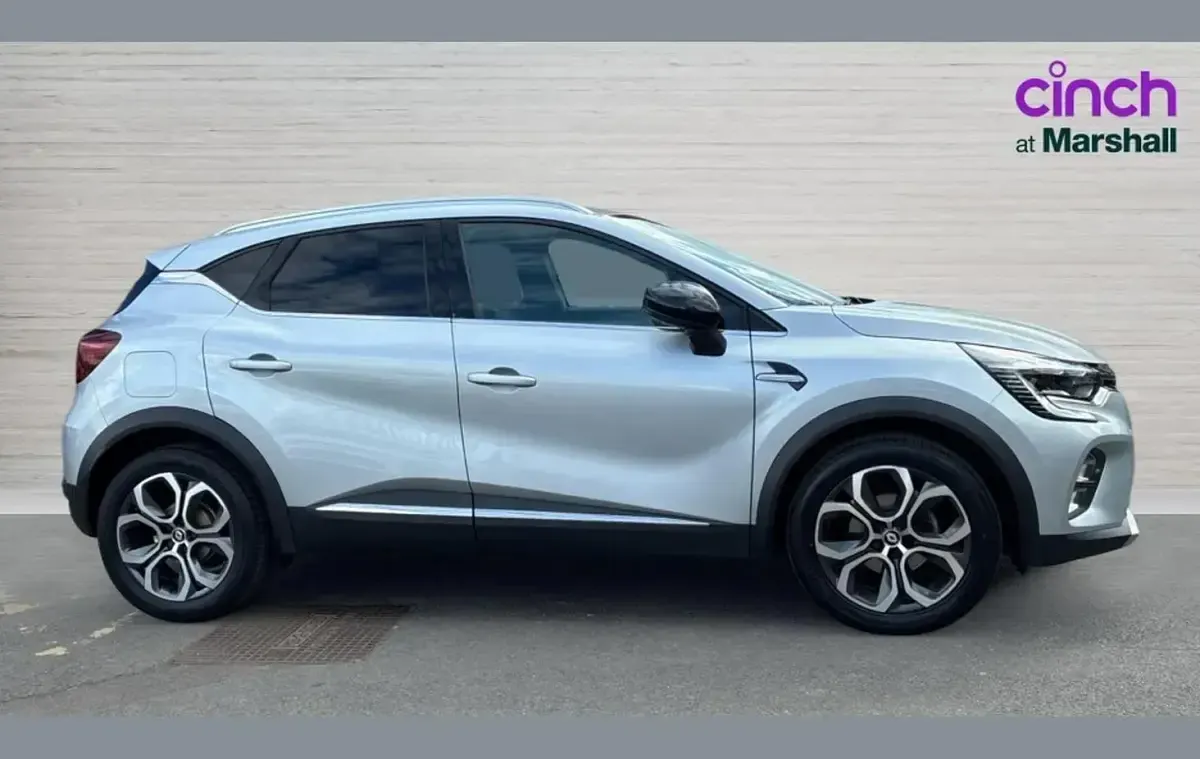 Used Renault Captur Techno 91 HP (66 kW) 2024 Grey SUV