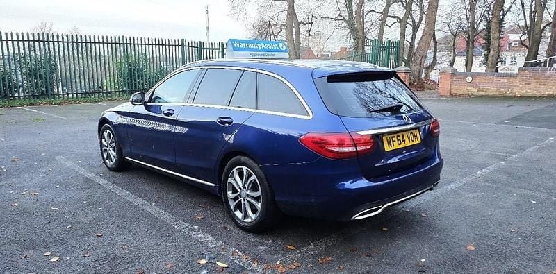 Used Mercedes C200 184 HP (135 kW) 2014 Blue Estate