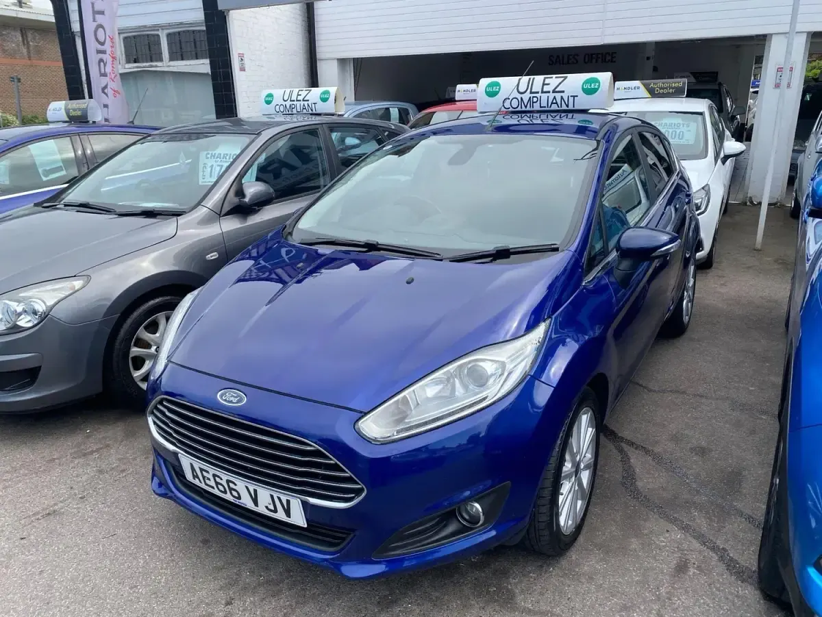 Usado Ford Fiesta Titanium 2017 Azul Citadino