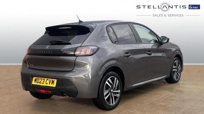 Used Peugeot 208 Active+ 99 HP (72 kW) 2023 Grey Hatchback