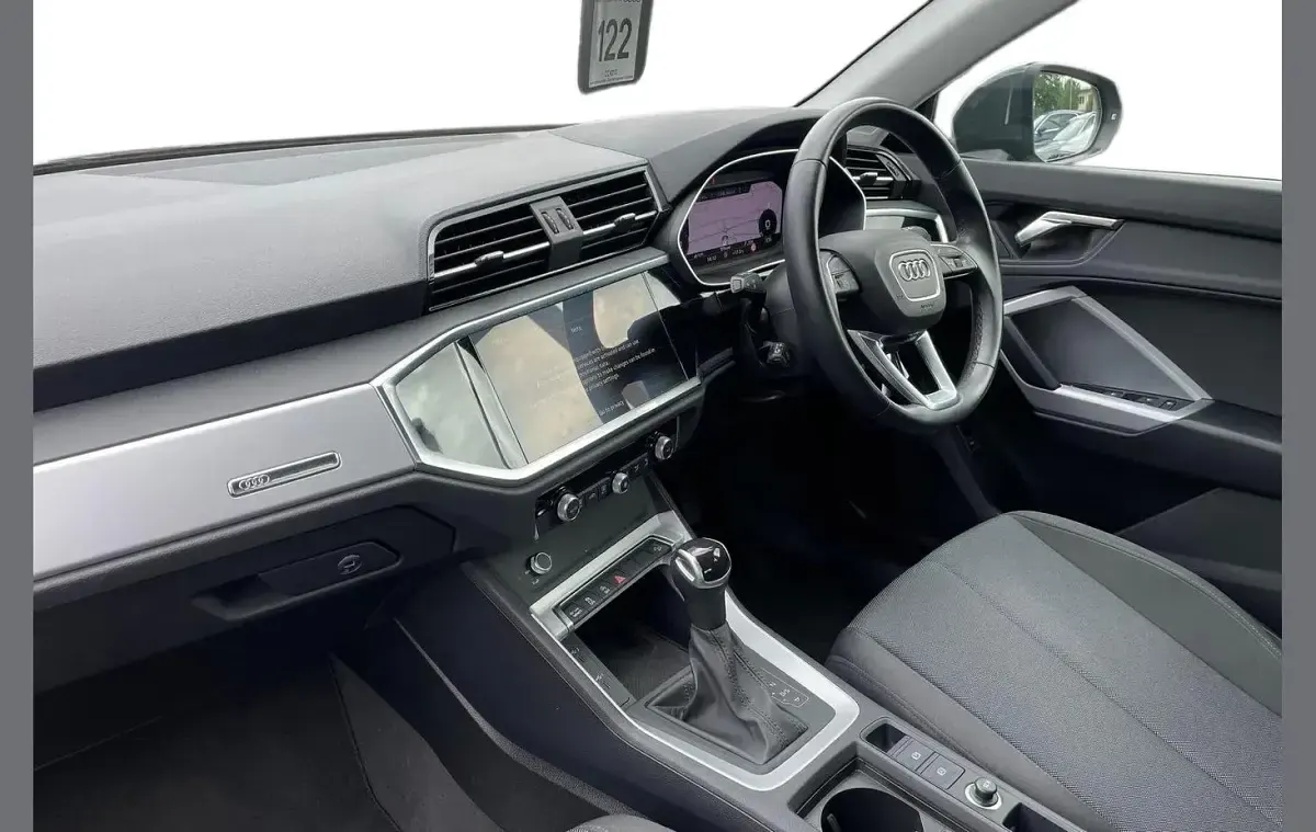 Used Audi Q3 Design 150 HP (110 kW) 2022 Grey SUV