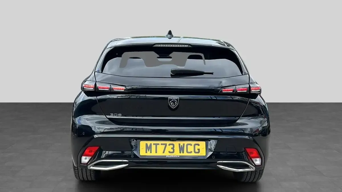 Used Peugeot 308 Allure Premium 129 HP (94 kW) 2023 Black Hatchback