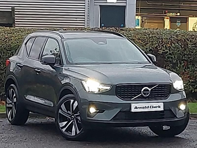 New Volvo XC40 Ultra 197 HP (144 kW) 2025 Green SUV