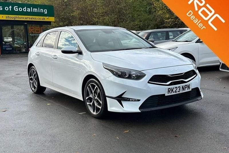 Used 2023 Kia Ceed Hatchback | £15,295 (Good price) - Image 1/1