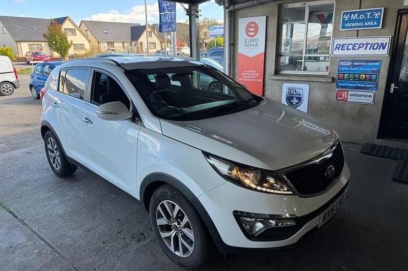 White Used 2016 Kia Sportage SUV | £7,400 (Fair price) - Image 1/1