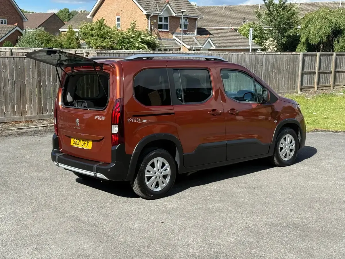 Used Peugeot Rifter Allure 2021 Bronze MPV