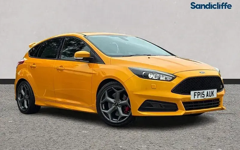 Used Ford Focus ST 250 HP (183 kW) 2016 Hatchback