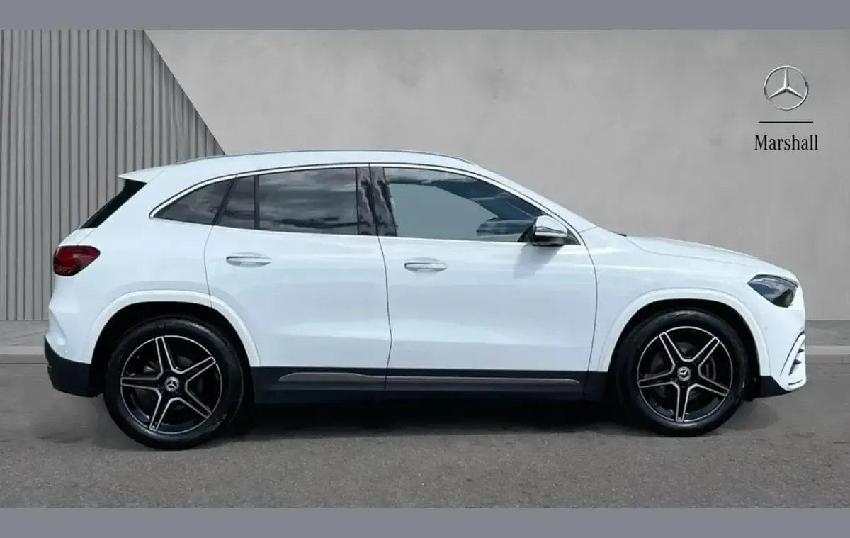 Used Mercedes GLA200 Executive 161 HP (118 kW) 2025 White SUV