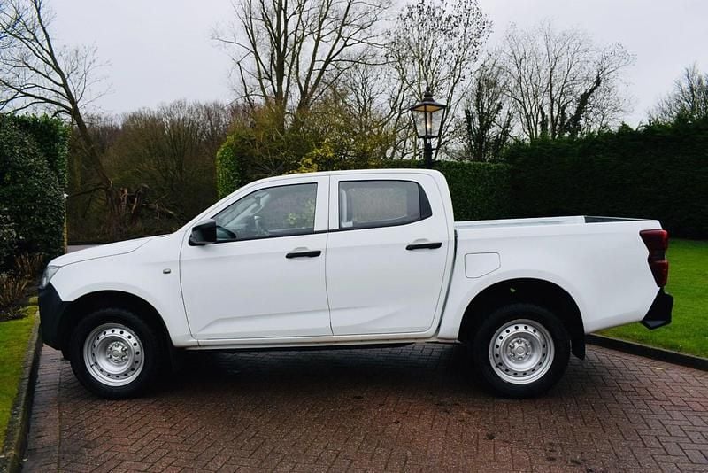 Used Isuzu D-Max 2022 White Pickup