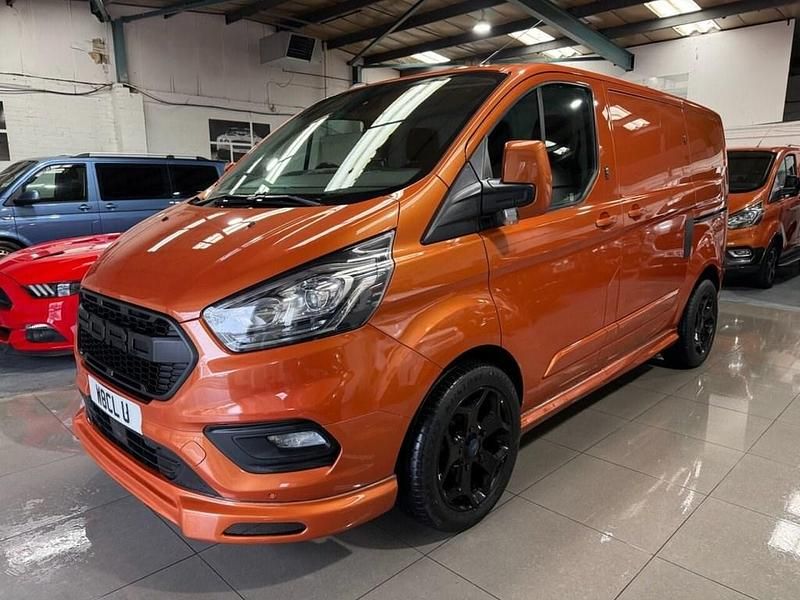 Used Ford Transit Custom Limited 170 HP (125 kW) 2020 Orange Van