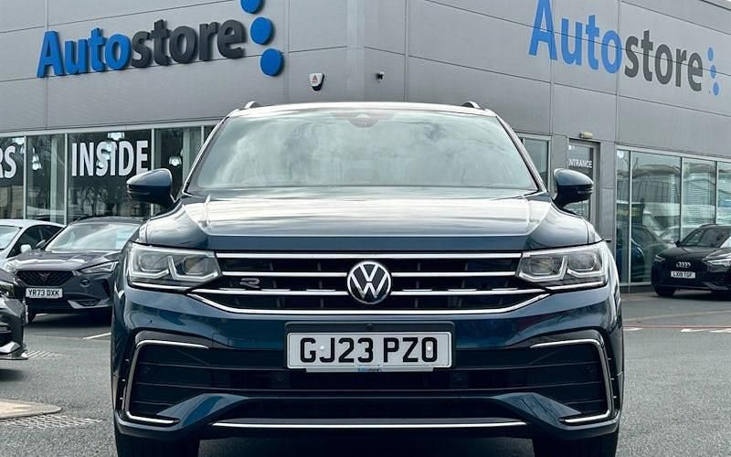 Used VW Tiguan R-line 245 HP (180 kW) 2023 SUV