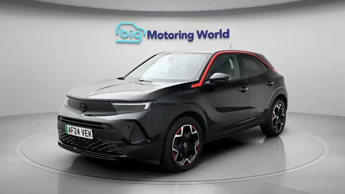 Second-hand Vauxhall Mokka 100 kW (136 CP) 2024 Negru SUV