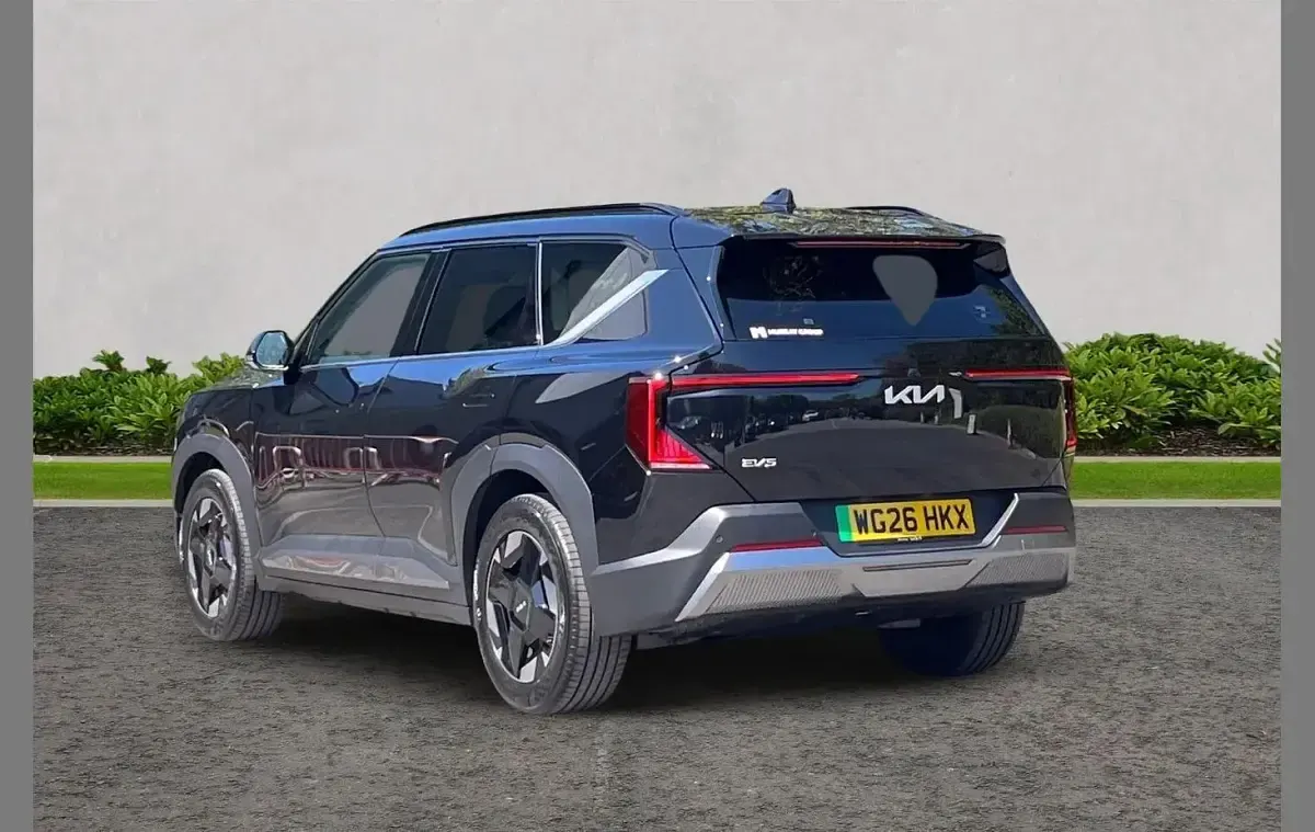 New Kia EV5 Air 160 kW (218 HP) 2026 Black SUV